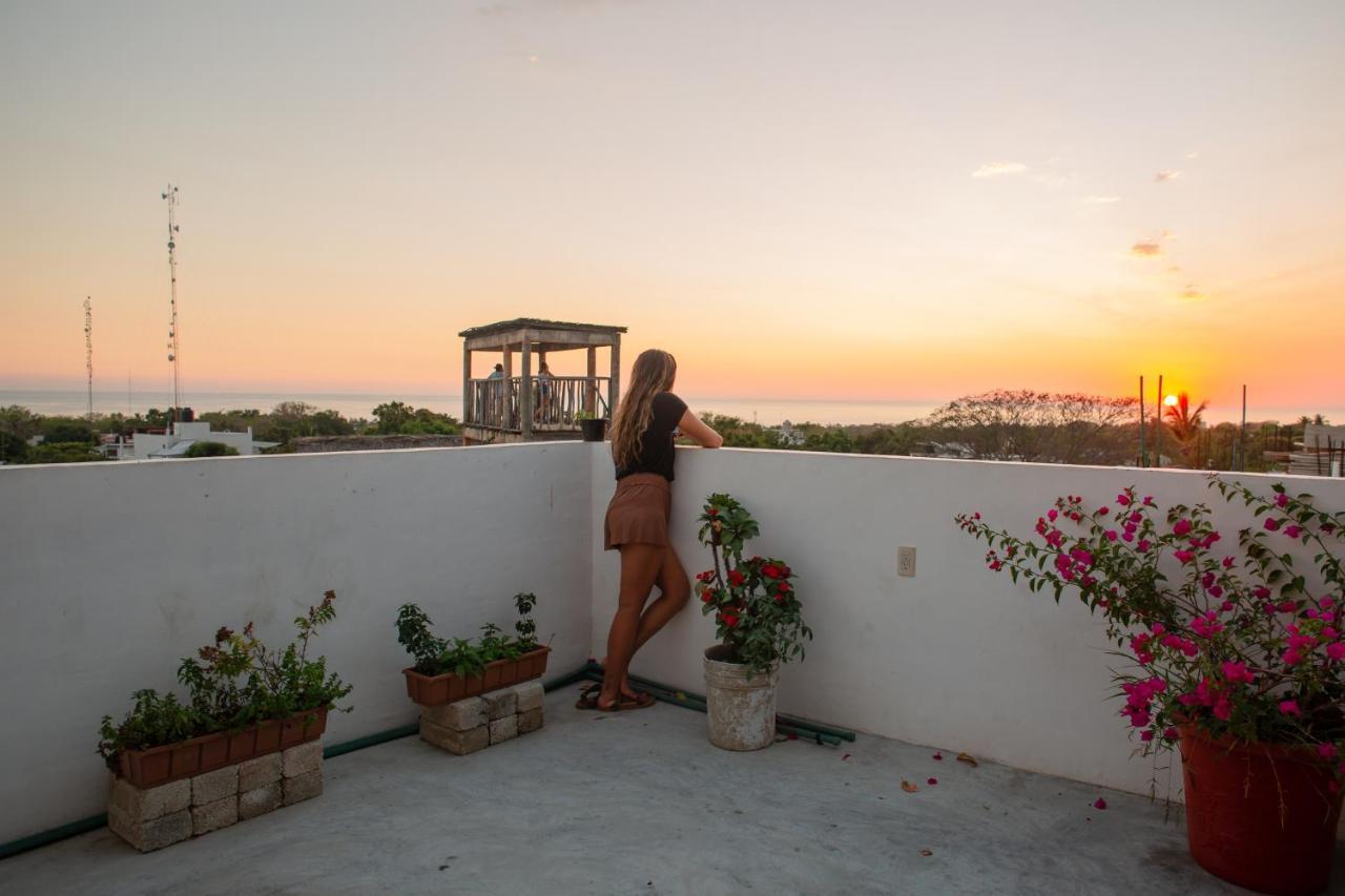 Terraza Dzahui H Ostello Puerto Escondido  Esterno foto